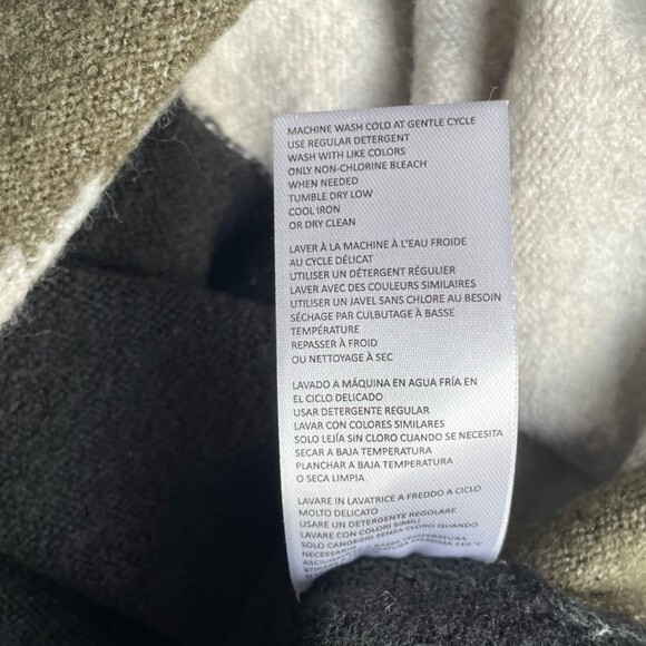 NWT Halston Colorblock Dolman Long Sleeve Cozy Pullover Sweater Women’s Size XS - Picture 8 of 9